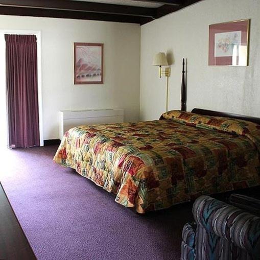 Room image 2